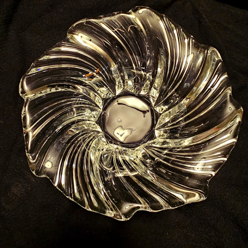 Mikasa Belle Epoque Swirl‎ bowl